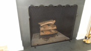 Wave top firescreen in steel