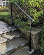 handrail with lamb's tongue termination
